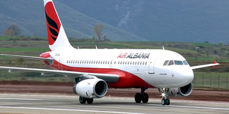Ulet avioni i parë në Aeroportin Ndërkombëtar të Kukësit
