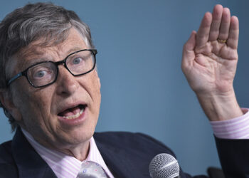 Bill Gates: Bota do t’i kthehet normalitetit nga fundi i vitit 2022