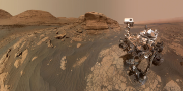 Selfie nga Marsi: NASA publikon fotografi të mrekullueshme nga planeti i kuq