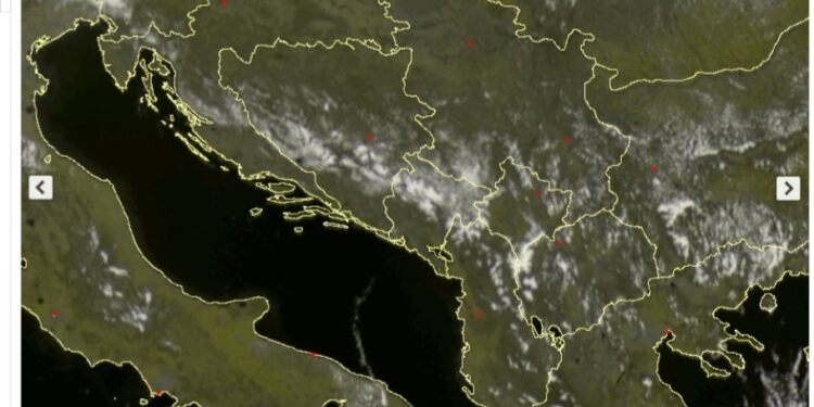 Mot me diell dhe vranësira të pakta