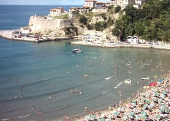 Ulqini gati për sezonin e verës, premton zbritje për pushuesit nga Kosova