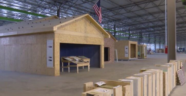 Shtëpi të prodhuara në Kosovë drejt tregut amerika