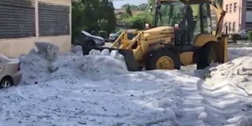 Breshri “mbulon” Shkodrën: Për 50 minuta qyteti u zbardh, eskavatorët pastrojnë rrugët