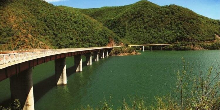 Kështu dukej Ujmani kur ishte tokë