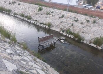 Ndodh edhe kjo: Ulësja vendoset në shtratin e lumit në Skenderaj