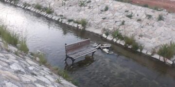 Ndodh edhe kjo: Ulësja vendoset në shtratin e lumit në Skenderaj