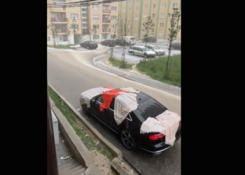 Shiu vërshon qytetin e Skenderajt