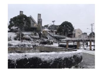 Jashtëzakonisht e rrallë: Bie borë në jug të Brazilit!