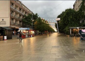 Përmbytet Prishtina – shiu shkatërron gjithçka në shesh