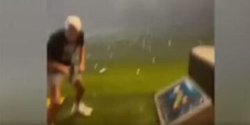 Pak metra nga rrufeja, 18-vjeçari shpëton për mrekulli