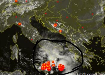 Në jug të Italisë kemi një ciklon të fuqishëm, reshje përfiton vetëm jugu i Shqipërisë!