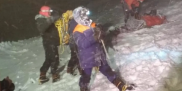 Pesë alpinistë vdesin nga stuhia në majën më të lartë në Evropë në -20 gradë!