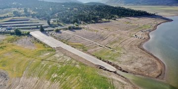 Për 64 vite ishte nën ujë, thatësira nxjerr në sipërfaqe qytetin e braktisur në SHBA