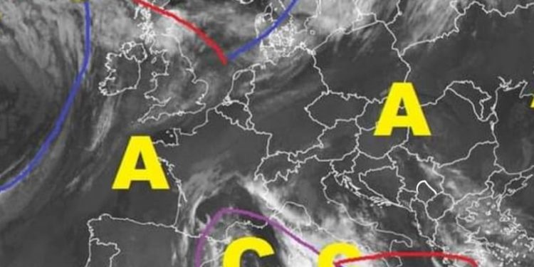 Gjendja sinoptike në rajon dhe më gjerë, reshje të mëdha në Itali!