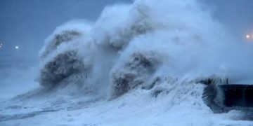 Shi, borë dhe viktima: Stuhia “Arwen” sjell shkatërrim në Britaninë e Madhe