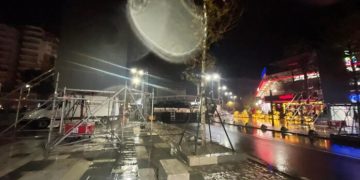 Stuhi dhe reshje shiu, anulohet koncerti i organizuar për Ditën e Pavarësisë!