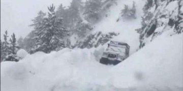 Disa familje bllokohen nga bora në Zllashë të Prishtinës!