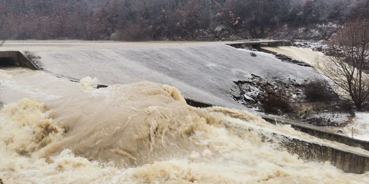 IHMK paralajmëron vërshime të shpejta në tri komuna të Kosovës