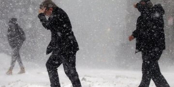 Reshje historike në lindje të SHBA-ve, shpallet gjendje e jashtëzakonshme