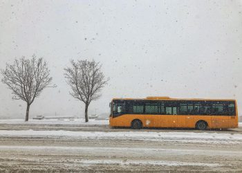 Kosova mbulohet nga bora: Në këto rrugë s’mund të kaloni pa pajisje dimërore