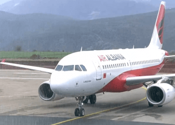 Aeroporti i Kukësit sfidon atë të Prishtinës, nga maji, 19 euro biletë për Zvicër, Gjermani e Austri