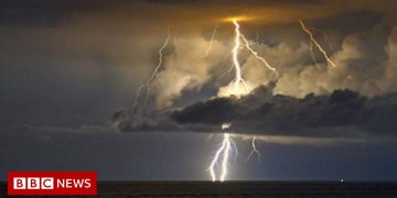 Rekord i ri botëror – rrufeja gati 800 kilometra e gjatë përshkoi tre shtete të SHBA-së