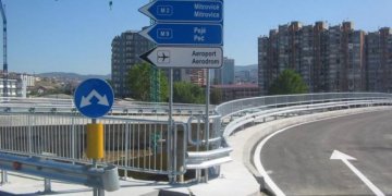 Prej nesër javë testuese, rruga njëkahore bëhet dykahore tek rrethrrotullimi në hyrje të Prishtinës