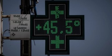 Evropa ‘digjet’ nga i nxehti afrikan, temperatura rekord