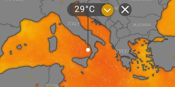 Temperatura ekstreme të larta të ujit në Detin Mesdhe