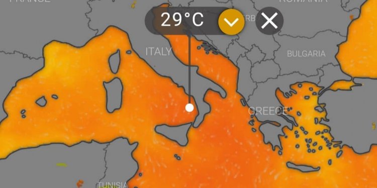 Temperatura ekstreme të larta të ujit në Detin Mesdhe