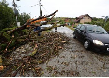 Dëme materiale në Kroaci nga stuhia e fortë!