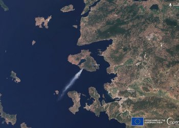 Shteti fqinj në flakë, pamje apokaliptike nga Greqia!