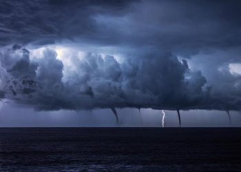 Vendi me më së shumti vetëtima në planet