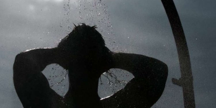 Gjermanët nisin të lahen me ujë të ftohtë për shkak të krizës me gazin rus