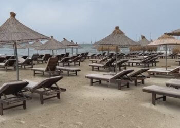 Moti i lig, boshatisen plazhet në të gjithë Shqipërinë