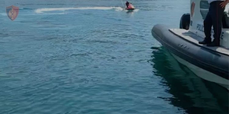 Rrezikuan jetën e pushuesve, gjobiten dy persona, sekuestrohen 3 “Jet ski”!