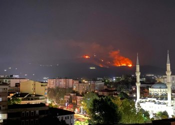 Zjarr në Kodrën e Cërrnushës në Mitrovicë!