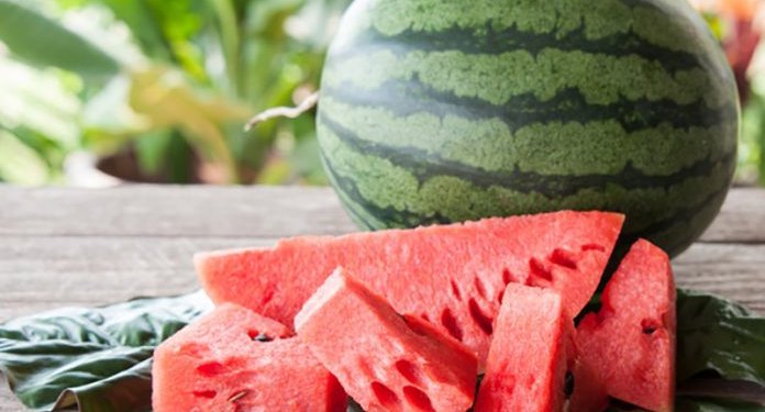 Nëse bostani ka këto shenja, mos e konsumoni