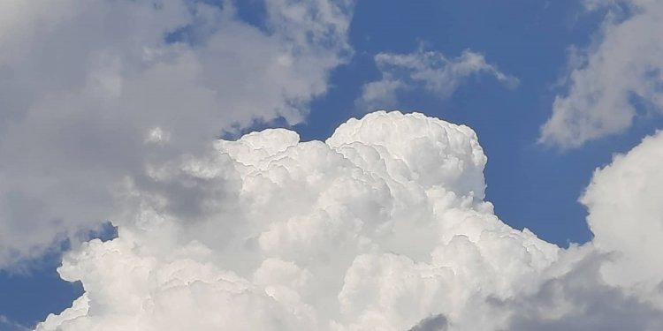 Afrohen jo-stabilitetet atmosferike!