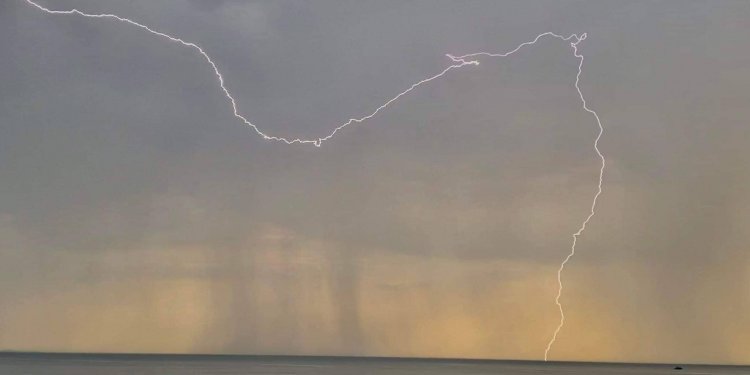 Sot: stuhi të fuqishme mund të kapin Shqipërinë, edhe bregdetin!