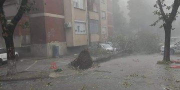 Reshjet e rrëmbyeshme në Shkup! (PAMJE)