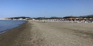 Tragjedi në plazhin e Ulqinit, mbytet një 12-vjeçar nga Prizreni