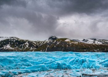Shkrirja e akullnajave në Zvicër po zbulon mbetje të njerëzve