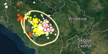 Veriu i Shqipërisë dhe pjesë të Kosovës ndriçohen nga vetëtimat intensive!