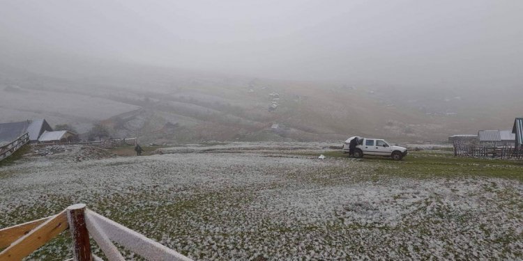 Moti për ditën e sotme, borë në viset malore