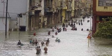 Uragani “Ian” godet Kubën, niset për në Floridë të Shteteve të Bashkuara të Amerikës!