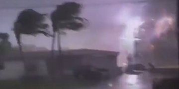 Florida nën furinë e Uraganit, pamje tjera nga shumë kënde!