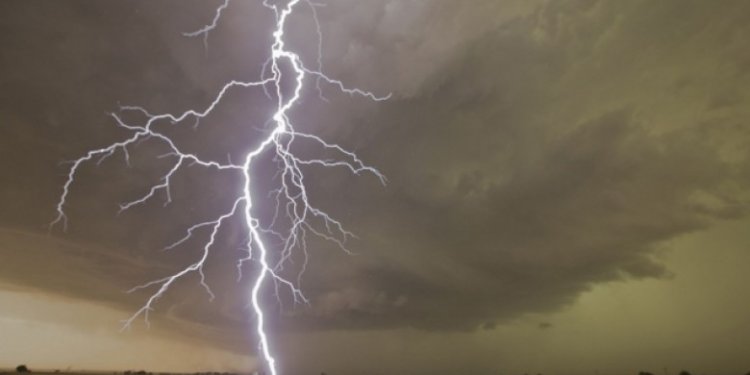 Çfarë ishte krisma e fuqishme që zgjoi sot Prishtinën?