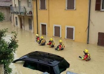 “Bomba e ujit” në Itali, 11 viktima deri tani, mes të humburve edhe fëmijë!