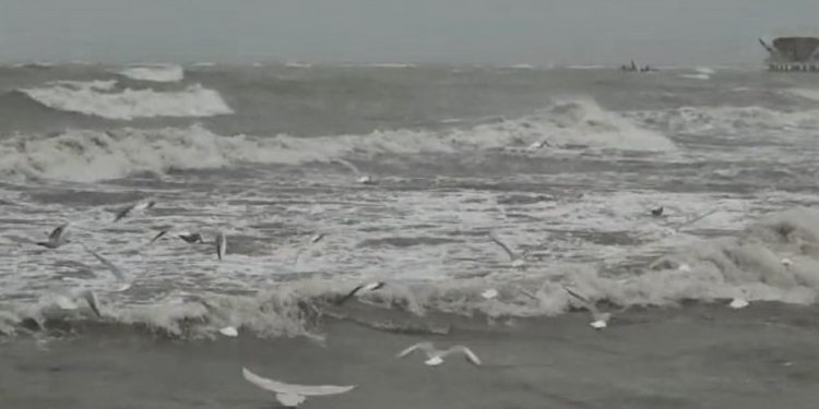 Anulohen lundrimet nga Durrësi, shkak moti i ashpër!